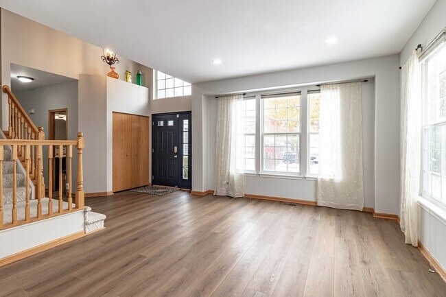 Building Photo - 276 Pembrook Ln