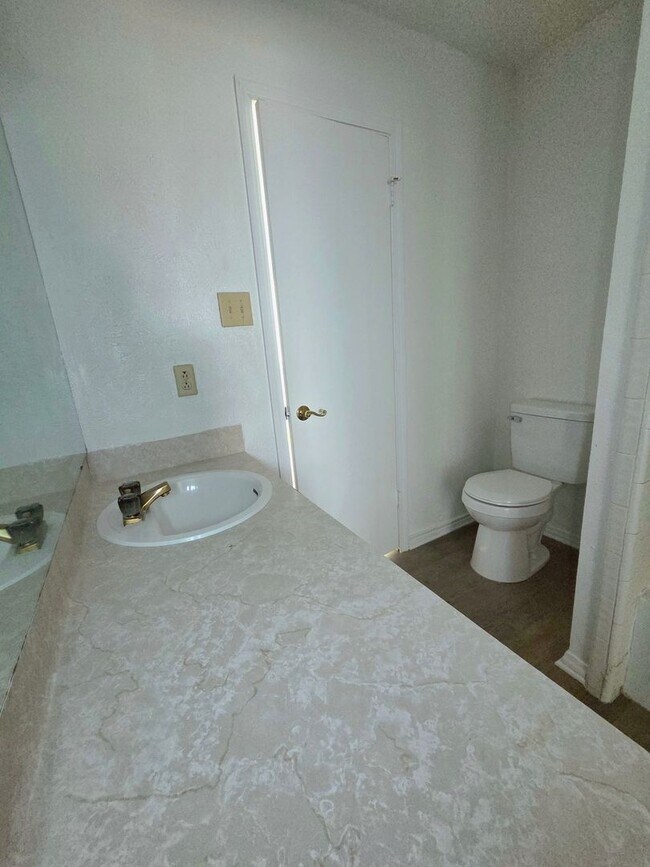 Building Photo - NEW IN MANAGEMENT - HALF OFF THE FIRST MONTH