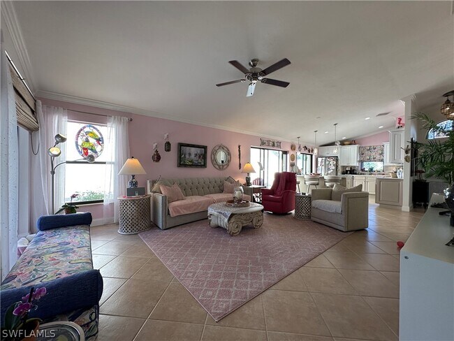 Building Photo - 1315 Naples Lake Dr