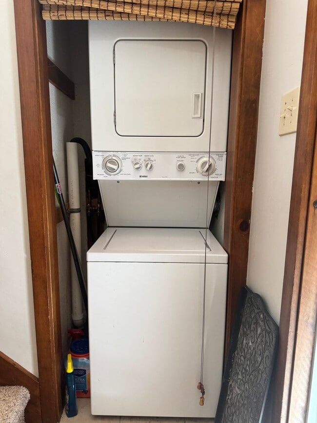 Building Photo - Short Term- 2 bedroom condo in Quechee- Fully Furnished