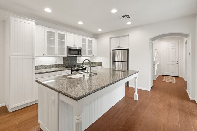 Building Photo - Four Bedroom + Loft Home in Harveston Comm...