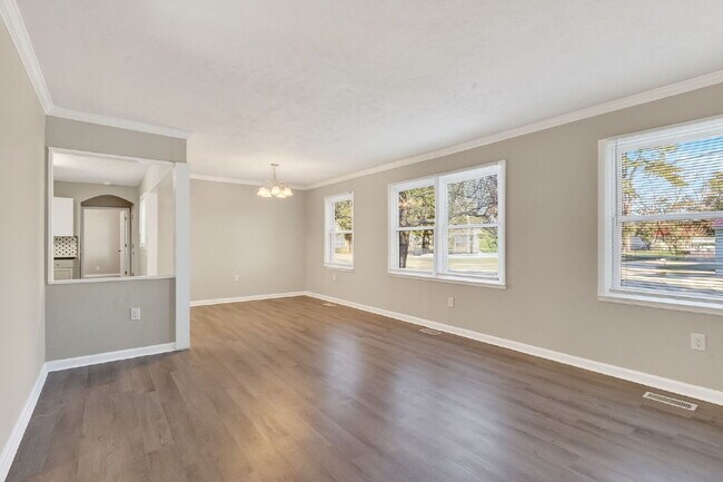 Building Photo - Spacious 5-Bedroom Retreat with 2.5 Baths in Saint Pauls – Your Dream Home Awaits!