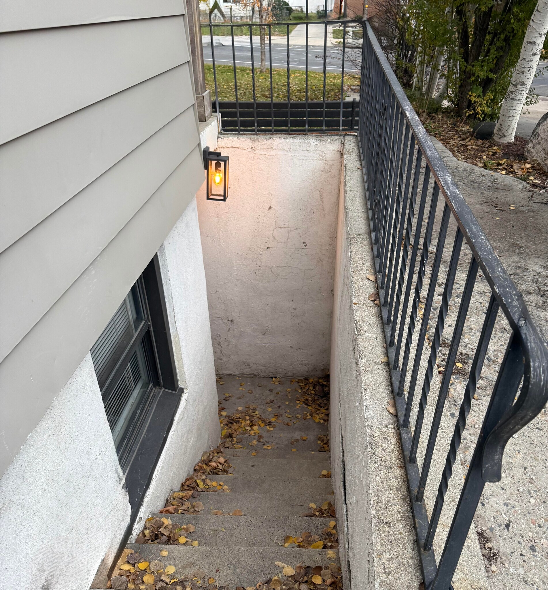 Building Photo - 1819 E Parleys Canyon Blvd