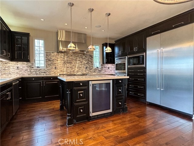 Building Photo - 19 Momento