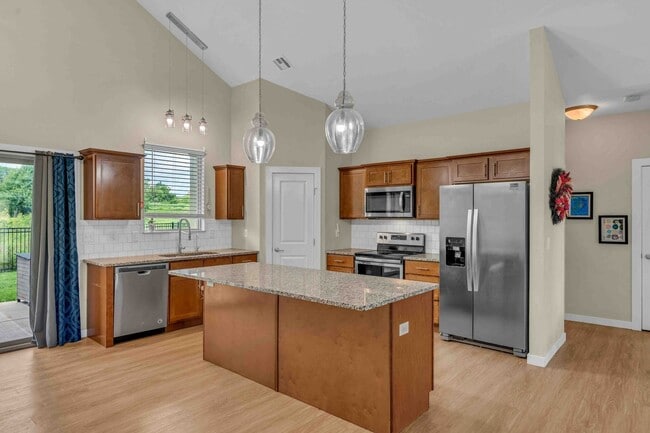 Building Photo - Italian Estates Property Management