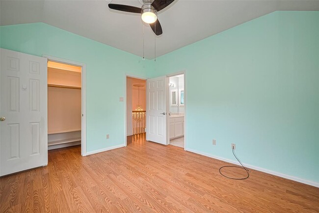 Building Photo - 3739 Elkins Rd
