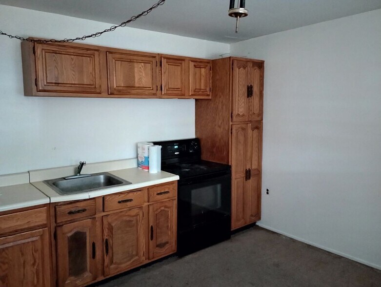 Building Photo - 303 S Atlantic Ave E