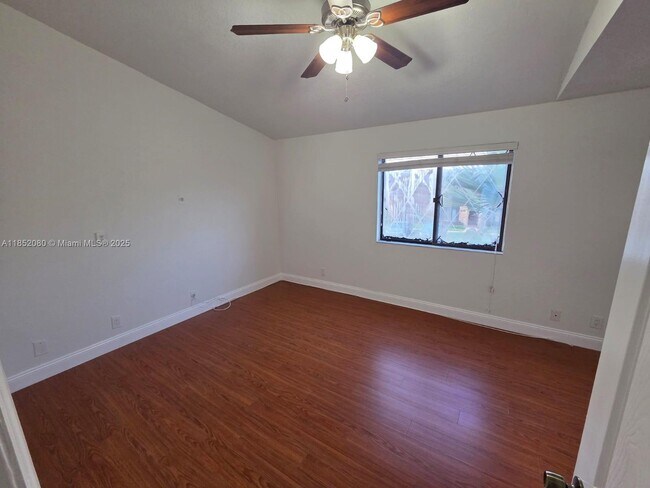 Building Photo - 9158 NW 44th Ct