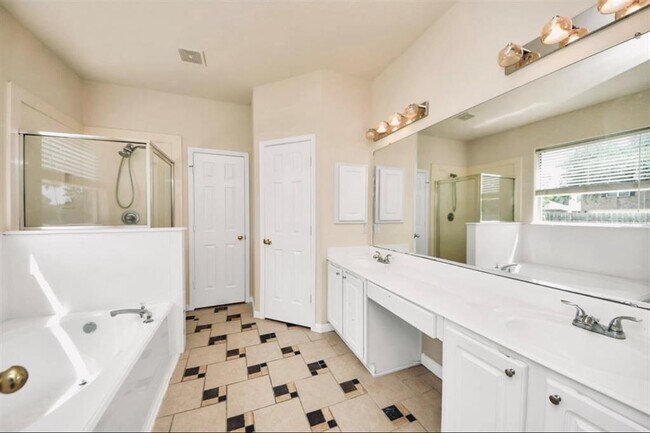 Building Photo - 6902 Sterling Meadow Dr