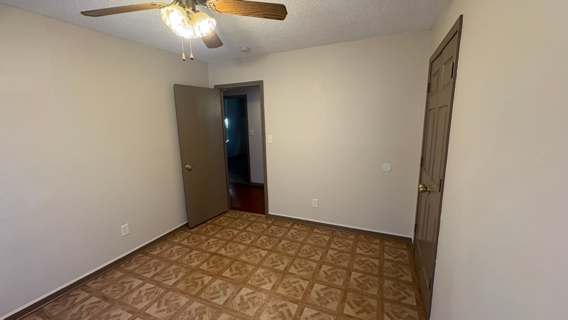 Building Photo - 203 W Washington Ave