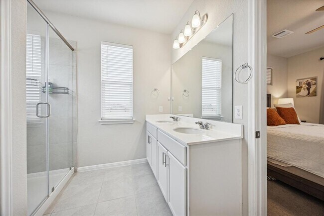 Building Photo - 12000 Corsicana Trl