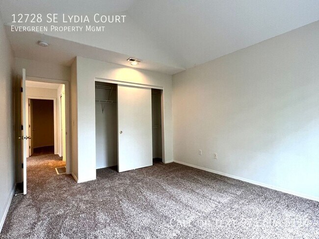 Building Photo - 12728 SE Lydia Ct