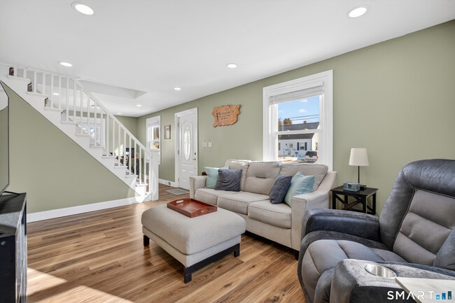 Building Photo - 122 Shawmut Ave