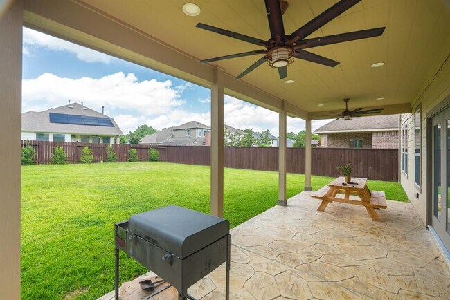 Building Photo - 19 Nagshead Pl