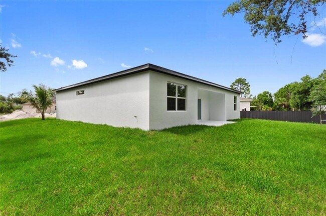 Building Photo - 3327 Trapper Ln