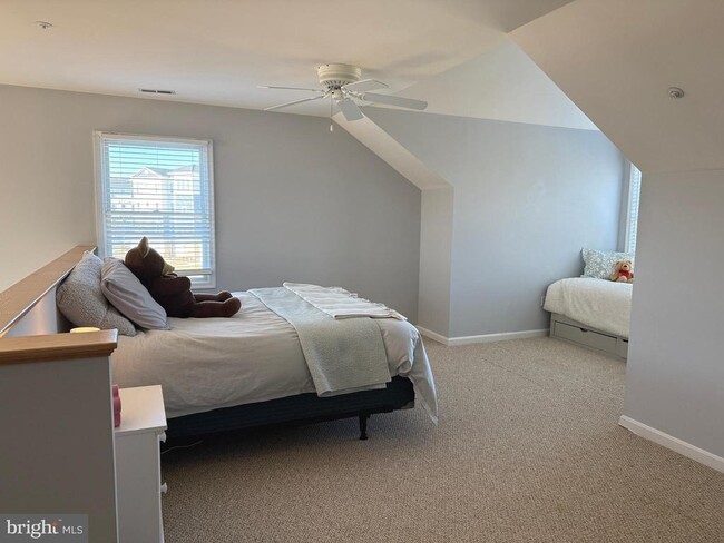 Building Photo - 907 Auckland Way