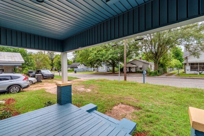 Building Photo - Updated 1 Bed/1 Bath Cottage in Harrisburg Neighborhood - Close to Downtown and Medical District