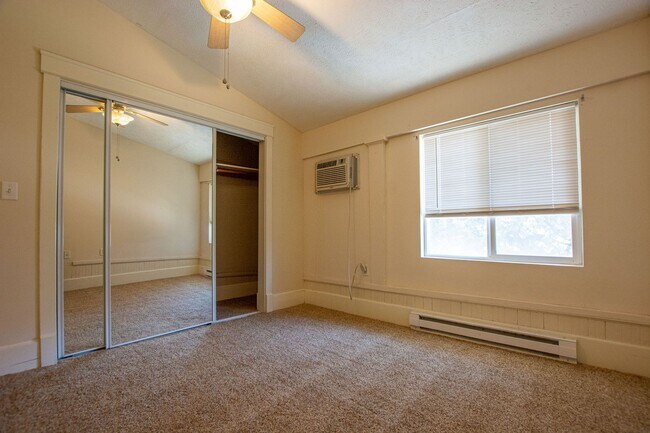 Building Photo - 133 S 38th St
