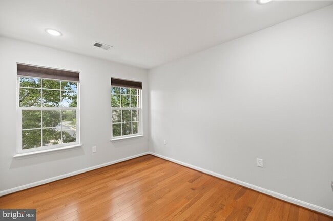 Building Photo - 2448 Rolling Plains Dr