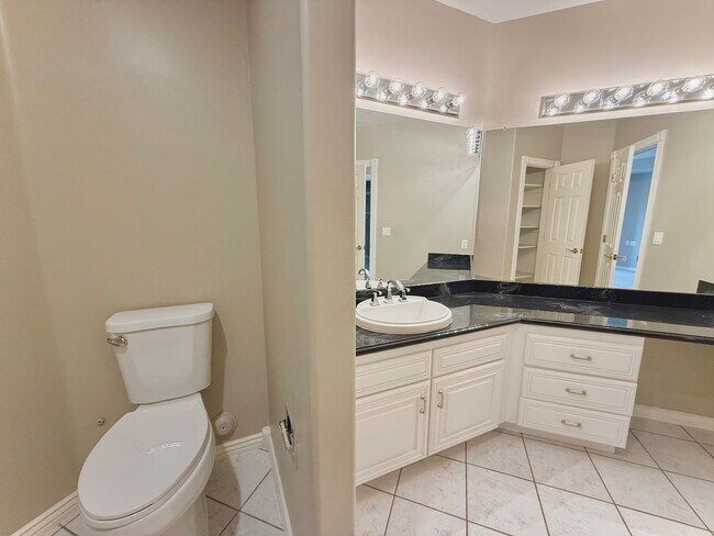 Building Photo - Garden Level in Luxury Home Available Now