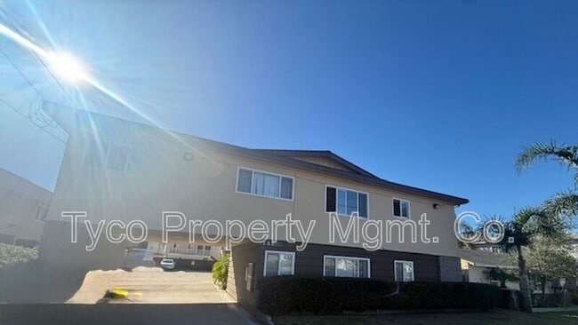 Primary Photo - 152 Third Avenue