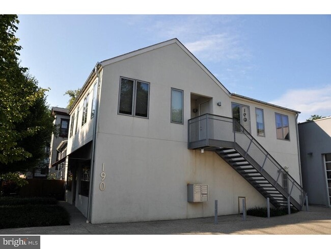 Building Photo - 190 Witherspoon St