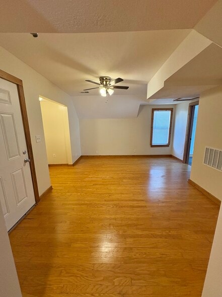 Building Photo - 1060 3rd St NW