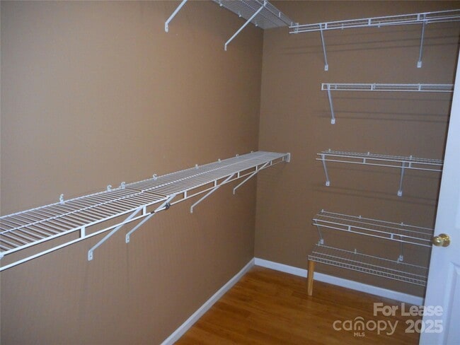 Building Photo - 17207 Overstone Ct