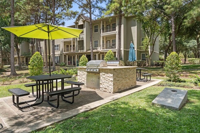 Building Photo - 2400 Spring Rain Dr