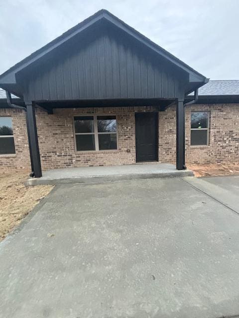 Building Photo - 1050 Moore St