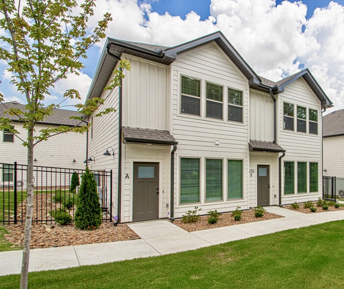 Primary Photo - Live on Parker Townhome - Rockwater Village