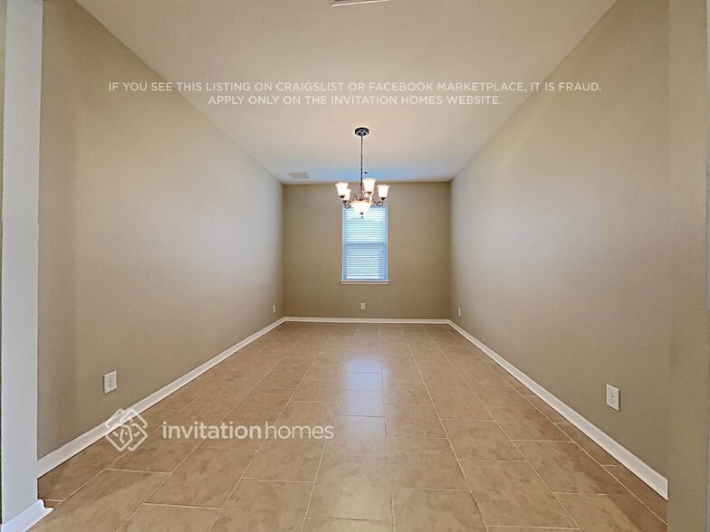 Building Photo - 2235 Landside Dr