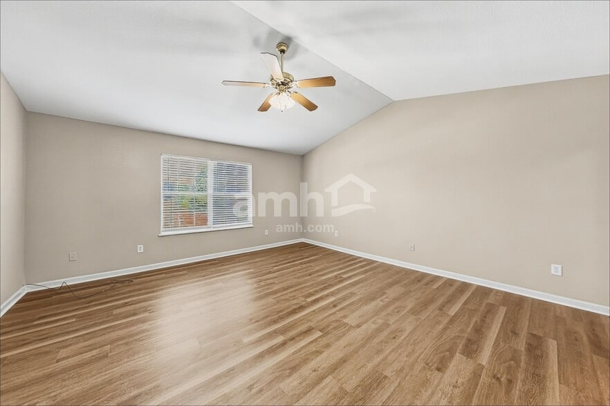 Building Photo - 214 Allen Ln