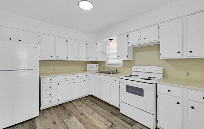 Building Photo - Cozy 2 BD 1 BA Home in Waco