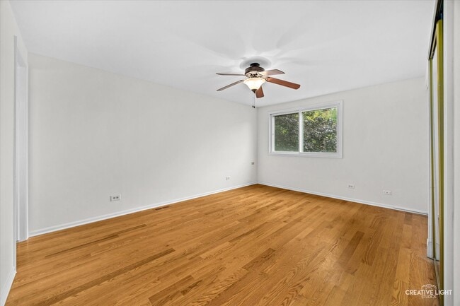 Building Photo - 1333 Briarwood Dr
