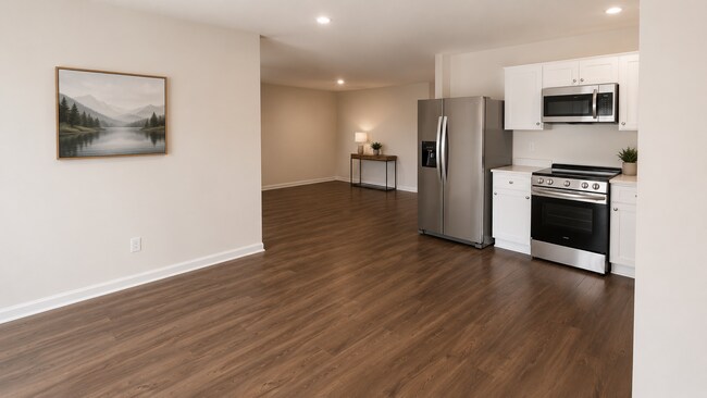 Building Photo - 305 McCleary Ln