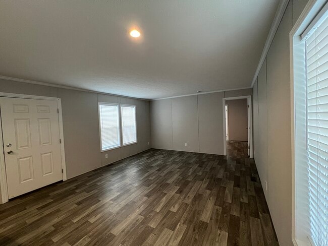 Building Photo - 38058 Pardo Dr