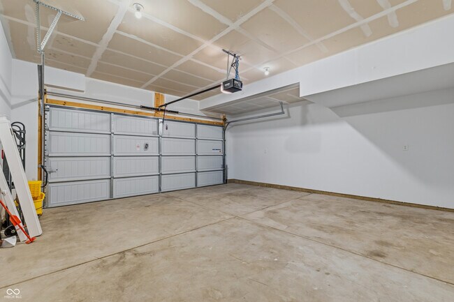 Building Photo - 14549 Elsmere Ln