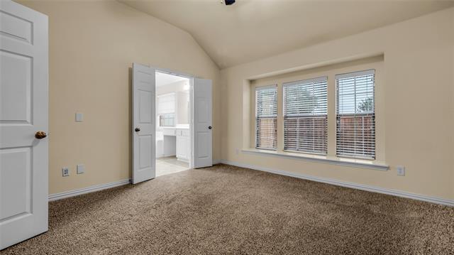 Building Photo - 2224 Crestridge Dr