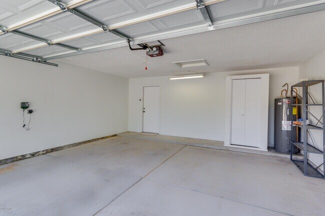 Building Photo - 5237 W Jupiter Way N