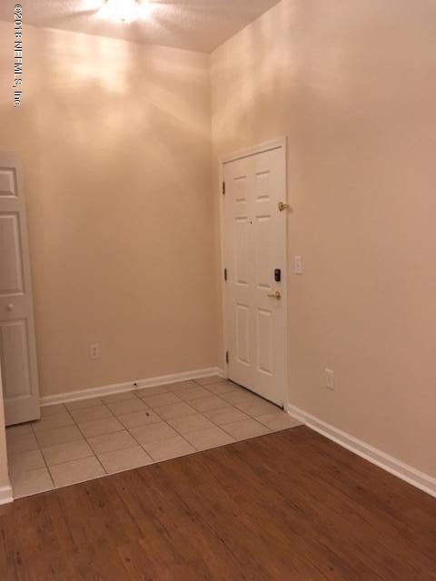 Building Photo - 13800 Herons Landing Way