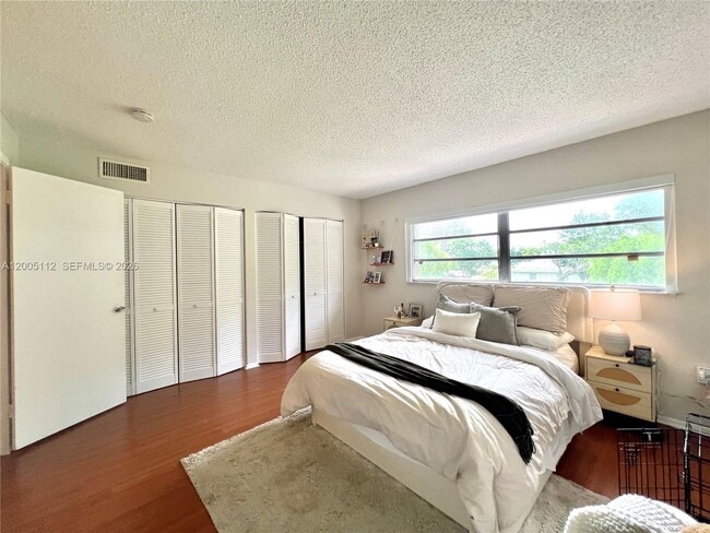 Building Photo - 8114 SW 81st Ter