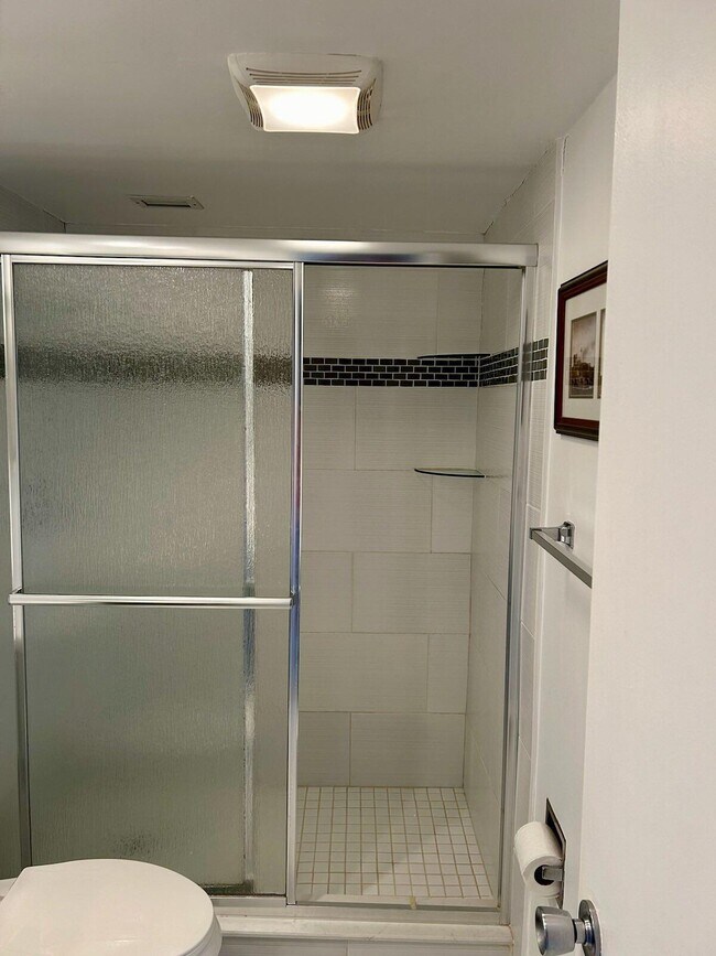 Building Photo - 2691 S Course Dr