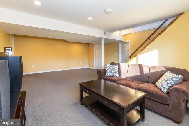 Building Photo - 3014 Plyers Mill Rd