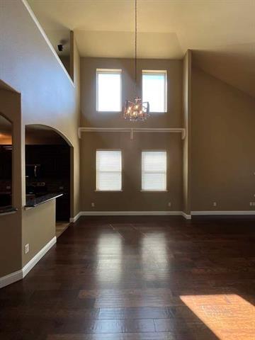 Building Photo - 6020 Heather Dr