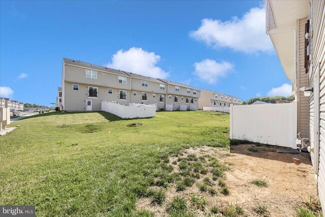 Building Photo - 62 Rhea Dr