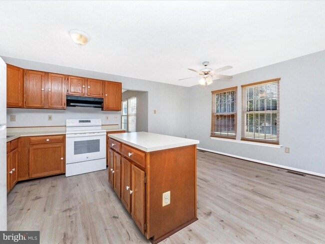Building Photo - 408 Willow Hill Pl