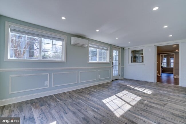 Building Photo - 1206 Riggs Ct