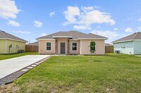 Building Photo - 422 Arroyo Ln