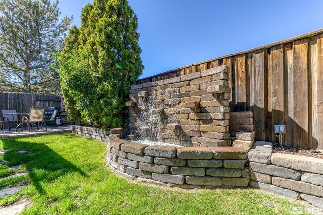 Building Photo - 10577 Eagles Landing Ct